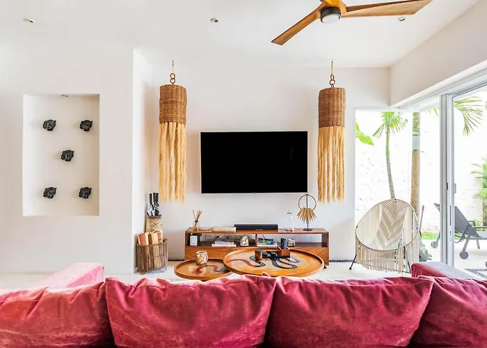 Ek'balam & Flamingo, Luxury Villas, Private Pool, Private Garden, Jacuzzi, 24h Security Pousada