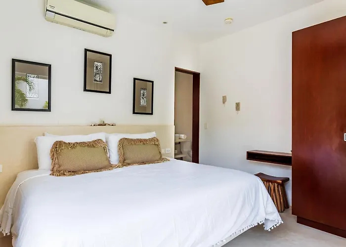 Ek'balam & Flamingo, Luxury Villas, Private Pool, Private Garden, Jacuzzi, 24h Security *