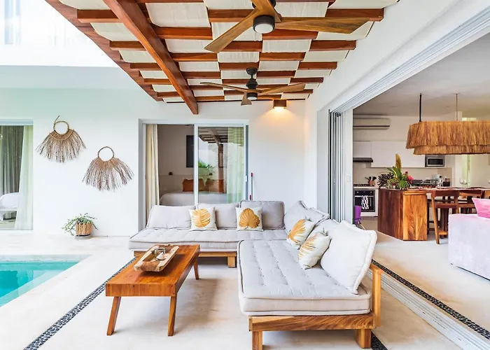 Ek'balam & Flamingo, Luxury Villas, Private Pool, Private Garden, Jacuzzi, 24h Security Pousada