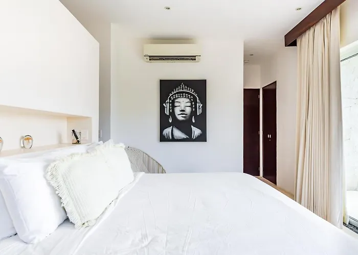 Ek'balam & Flamingo, Luxury Villas, Private Pool, Private Garden, Jacuzzi, 24h Security *