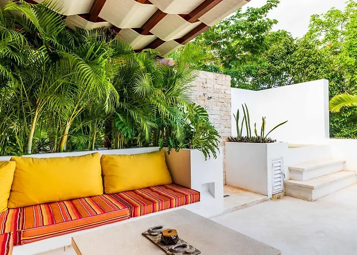 Ek'balam & Flamingo, Luxury Villas, Private Pool, Private Garden, Jacuzzi, 24h Security Tulum