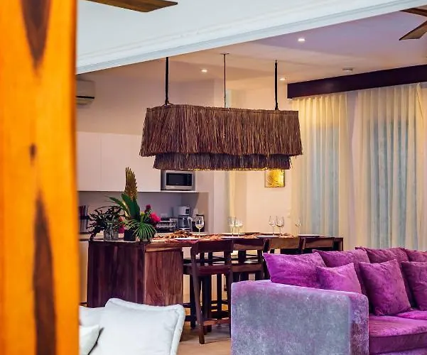 Ek'balam & Flamingo, Luxury Villas, Private Pool, Private Garden, Jacuzzi, 24h Security